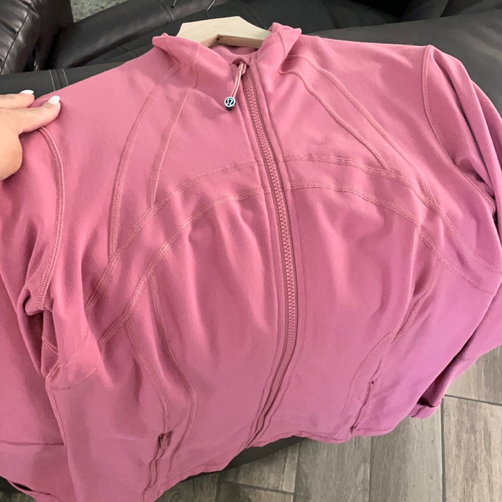 Lululemon define jacket size 12